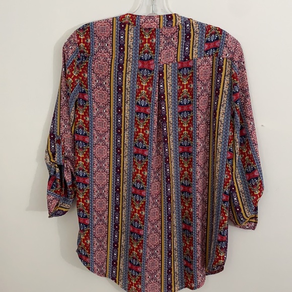 Ladies blouse - Picture 2 of 4